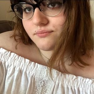 Meet your Posher, Bailey